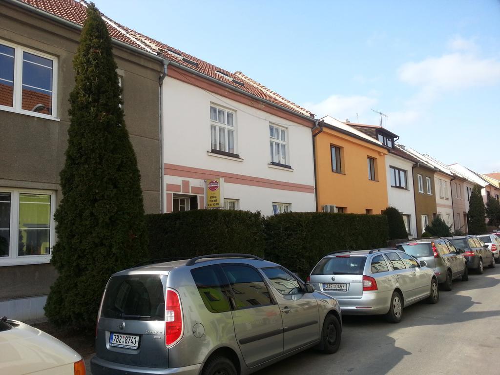 Pension U Dolezalu Brno Exterior photo